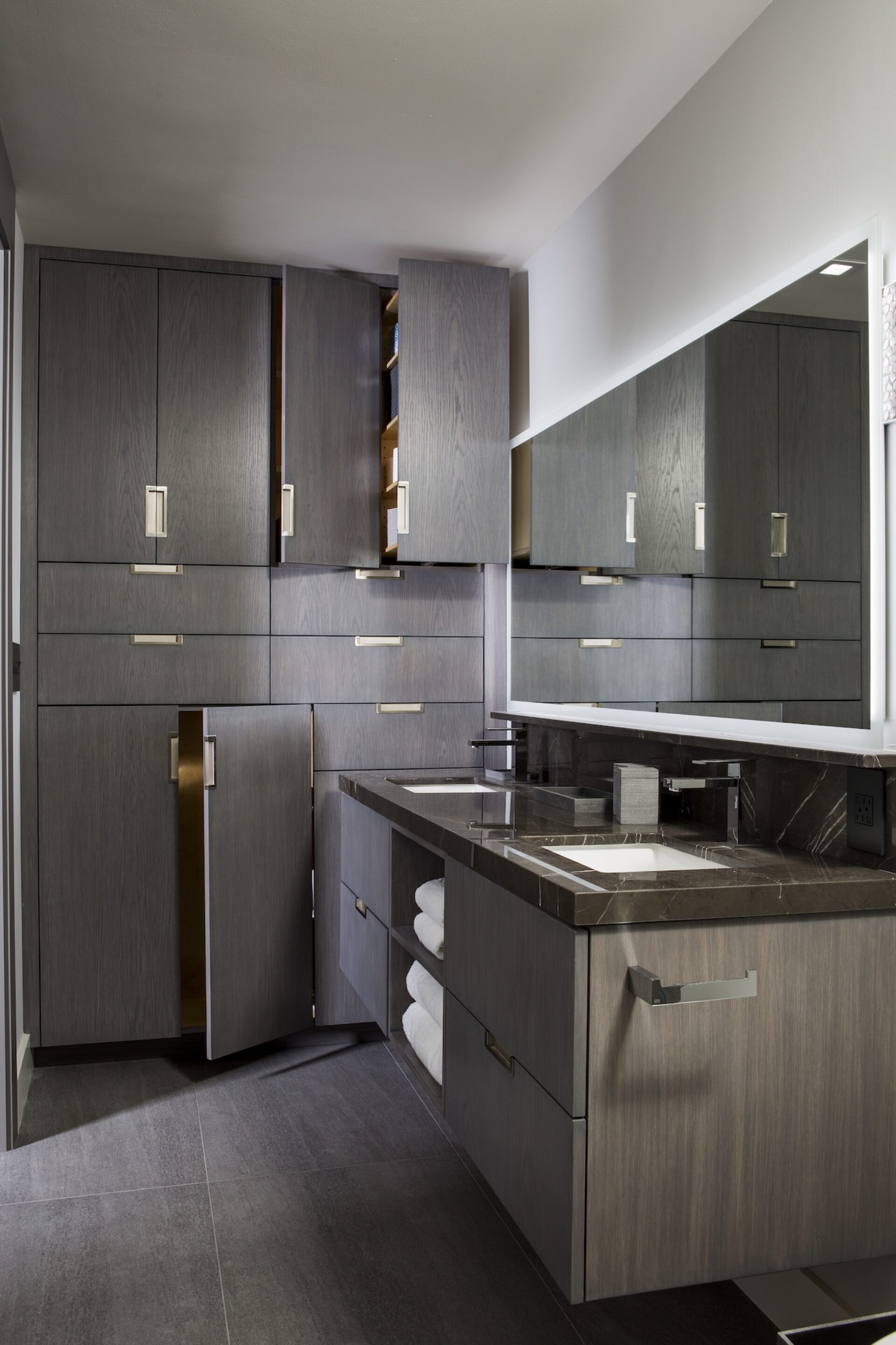 Bathroom Design Custom Cabinetry