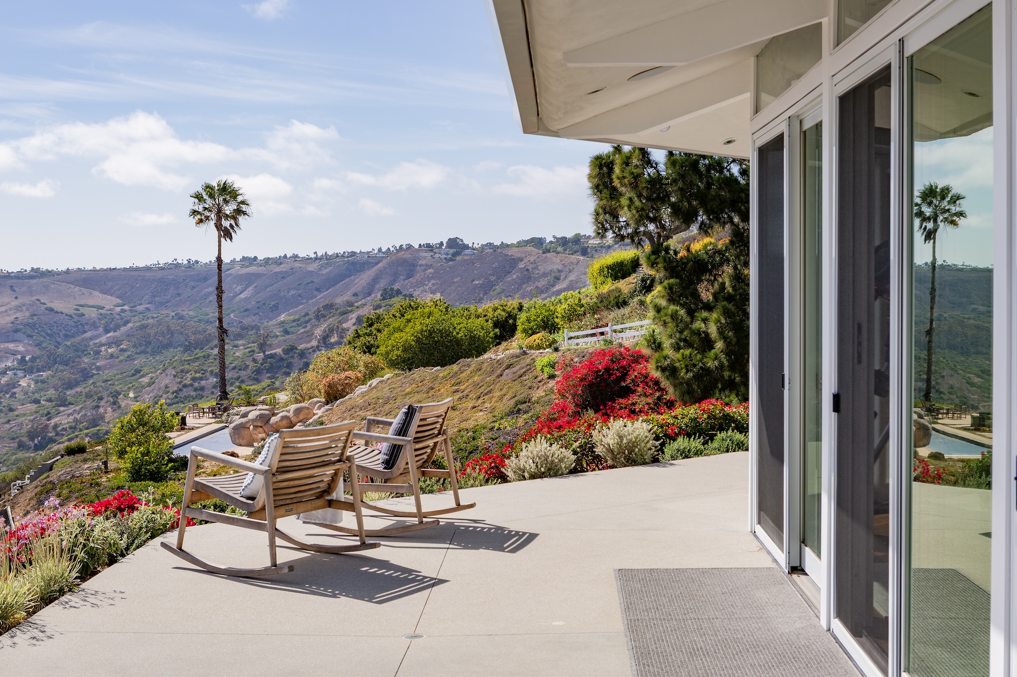 California Home Design Mountain View