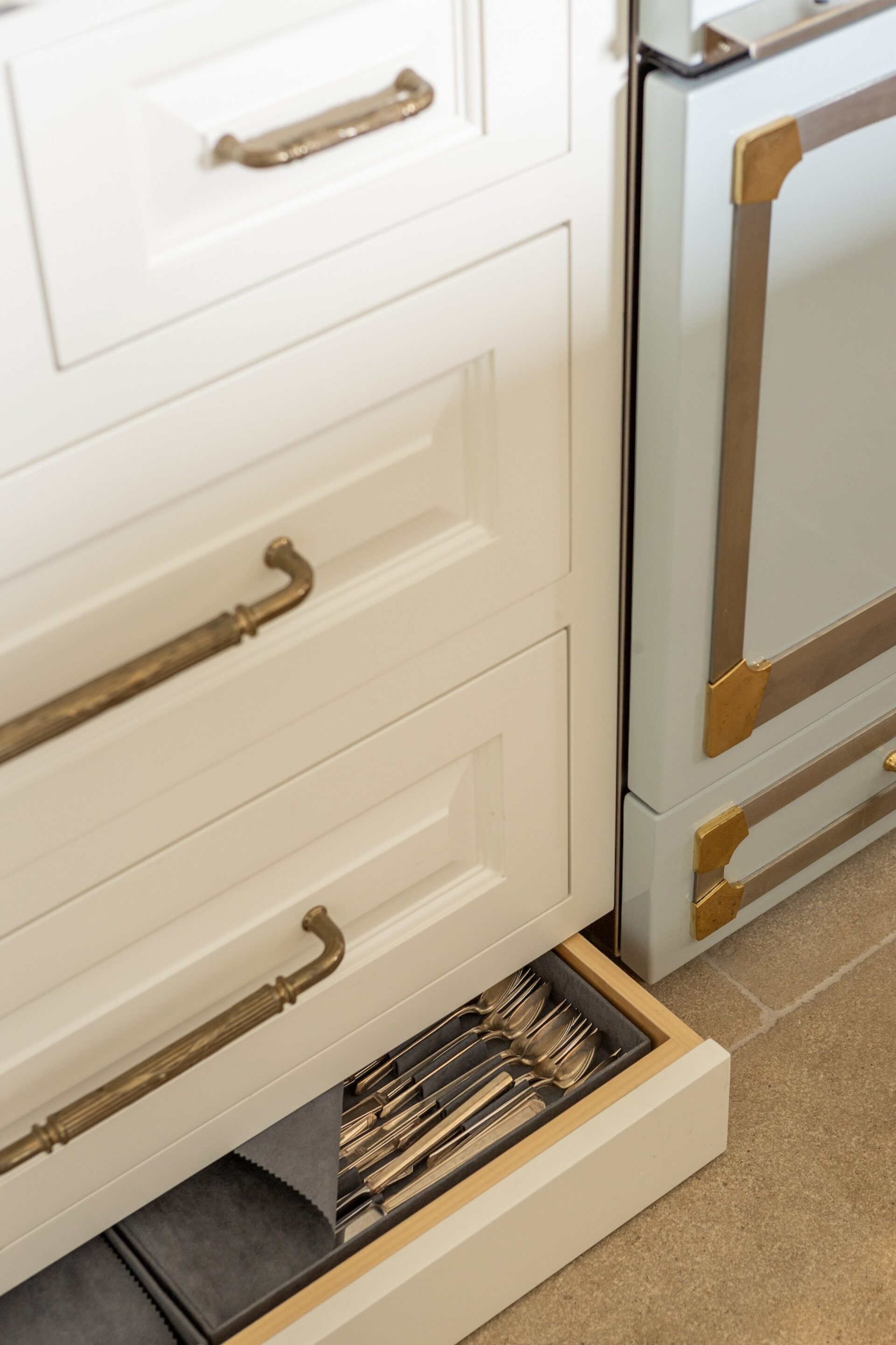 Silverware Drawer Storage Design